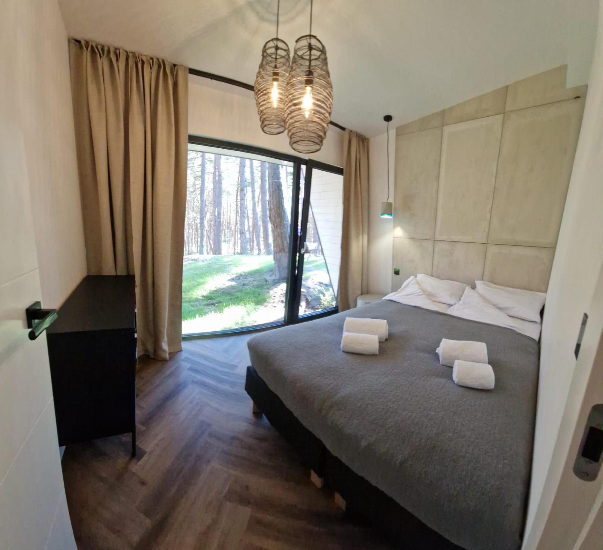 Fly House Leba Villa Buitenkant foto